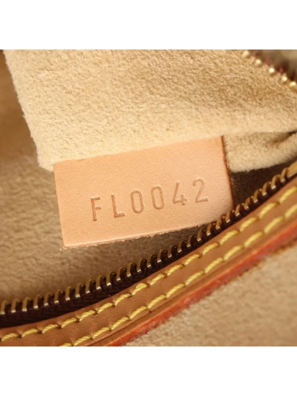 Louis Vuitton Shoulder Bag Looping MM Monogram Canvas Leather